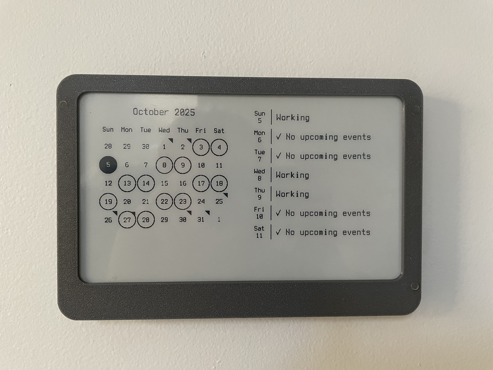 Front panel of the display, 7.5 inch screen